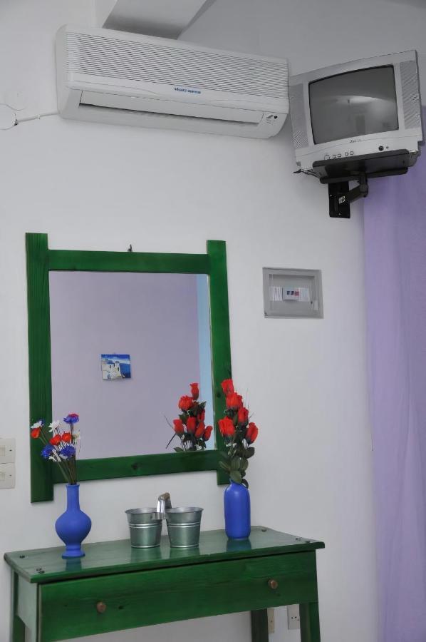Studios Halaris Perissa  Ngoại thất bức ảnh